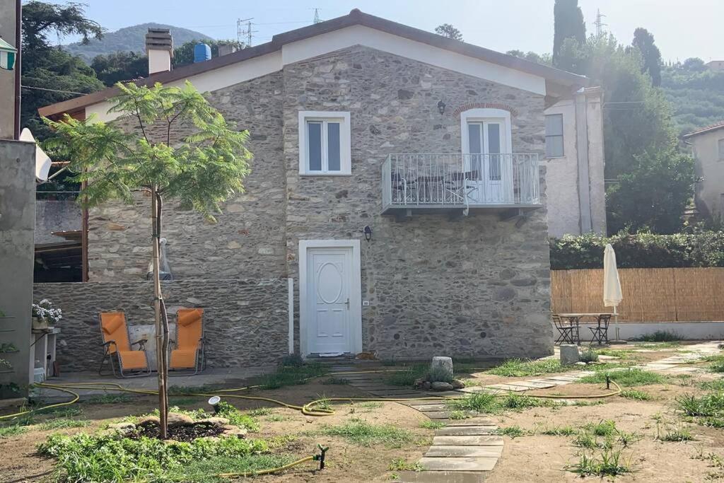 דירות פיאטרה סנטה Antica Casa Nel Borgo מראה חיצוני תמונה