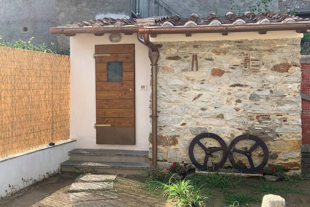 דירות פיאטרה סנטה Antica Casa Nel Borgo מראה חיצוני תמונה