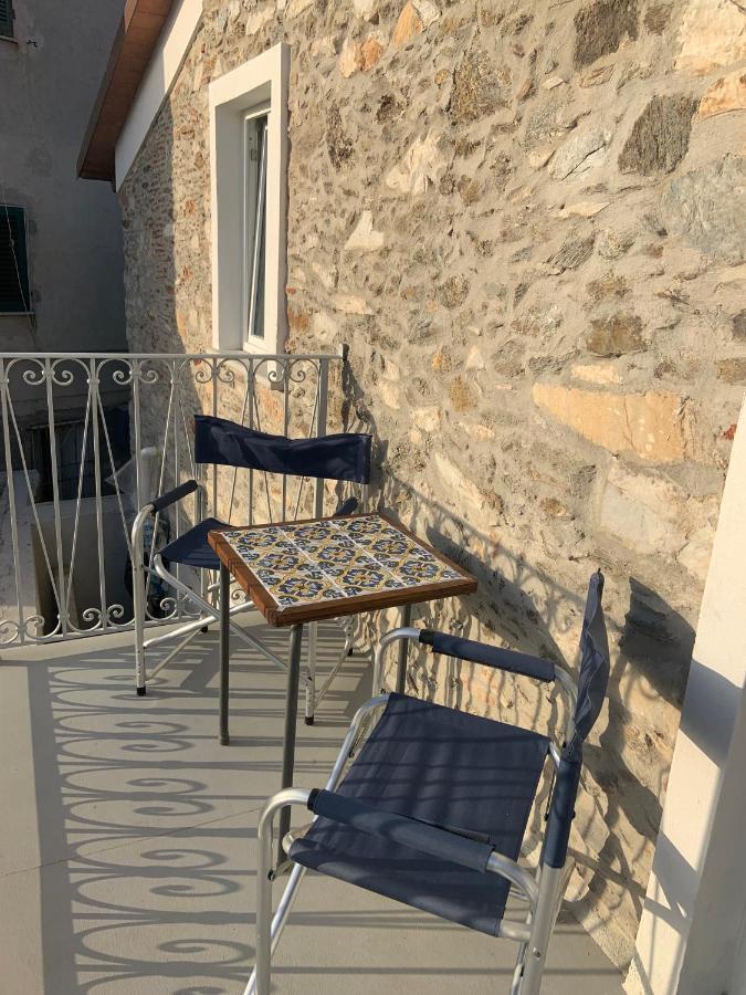 דירות פיאטרה סנטה Antica Casa Nel Borgo מראה חיצוני תמונה